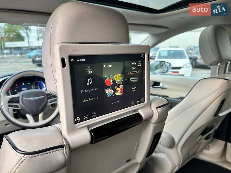 Мінівен Chrysler Pacifica 2017 в Києві фото 40 Мінівен Chrysler Pacifica 2017 в Києві