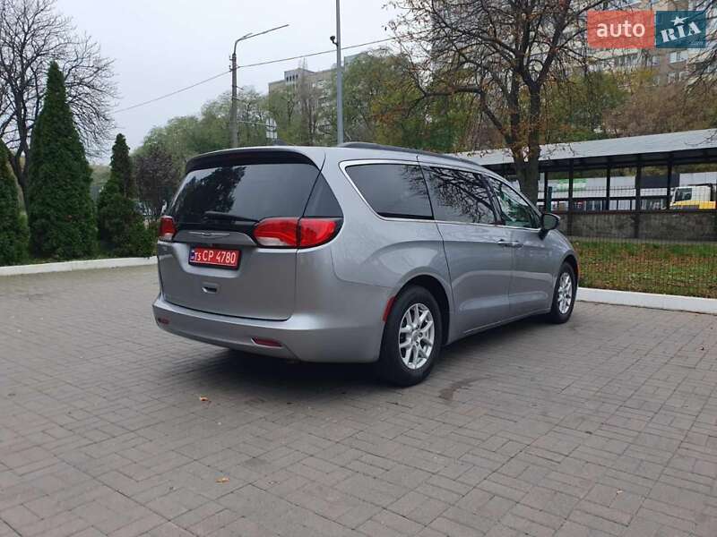 Мінівен Chrysler Pacifica 2021 в Києві фото 11 Мінівен Chrysler Pacifica 2021 в Києві