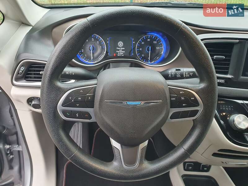 Мінівен Chrysler Pacifica 2021 в Києві фото 63 Мінівен Chrysler Pacifica 2021 в Києві
