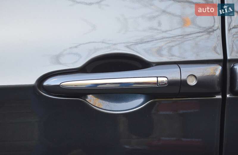 Мінівен Chrysler Pacifica 2019 в Одесі