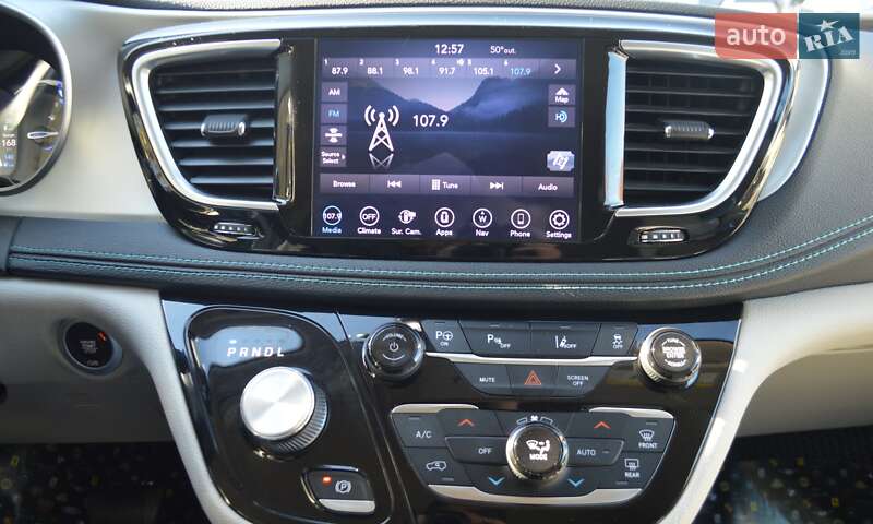 Мінівен Chrysler Pacifica 2019 в Одесі