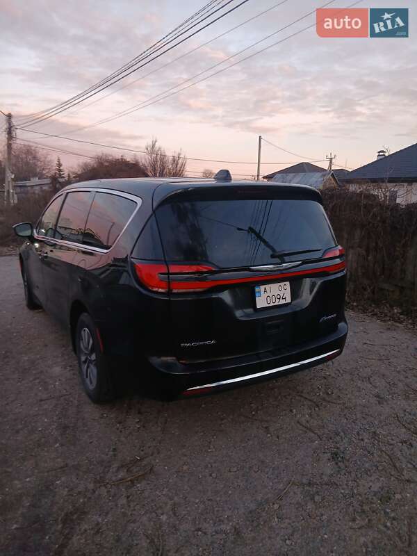 Мінівен Chrysler Pacifica 2024 в Боярці