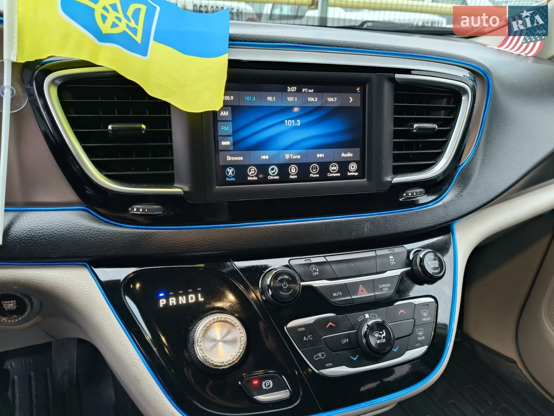 2020 Chrysler Pacifica - мініатюра 11