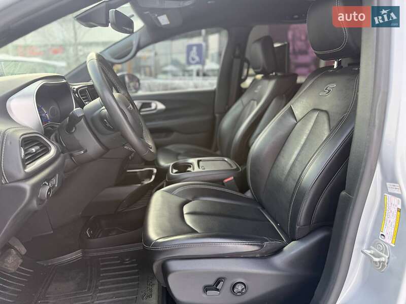 Минивэн Chrysler Pacifica 2023 в Киеве фото 9 Минивэн Chrysler Pacifica 2023 в Киеве
