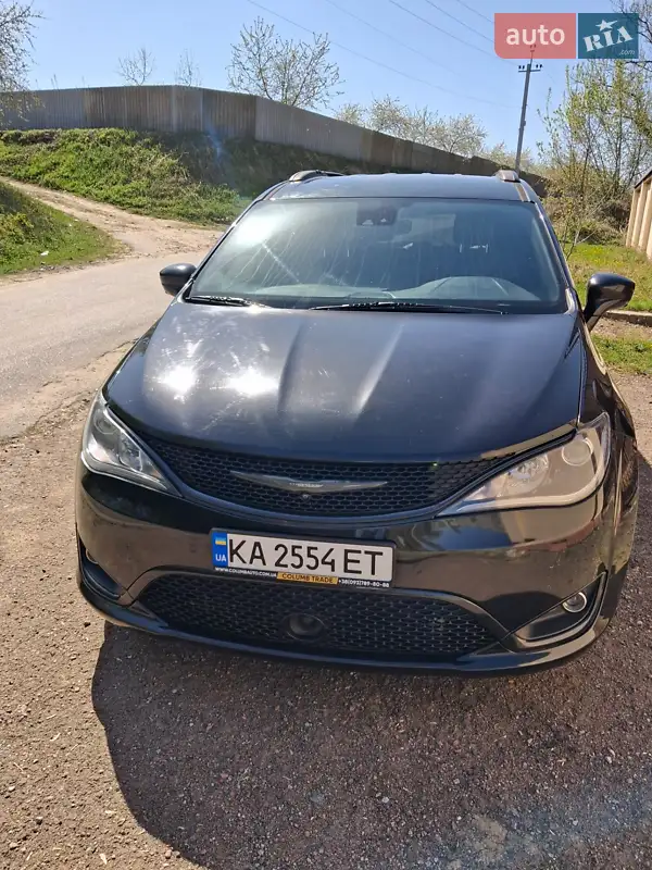 Chrysler Pacifica 2018