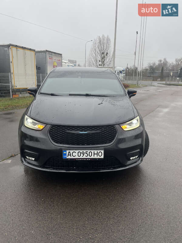 Мінівен Chrysler Pacifica 2023 в Ковелі