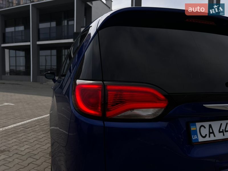 Минивэн Chrysler Pacifica 2020 в Черкассах