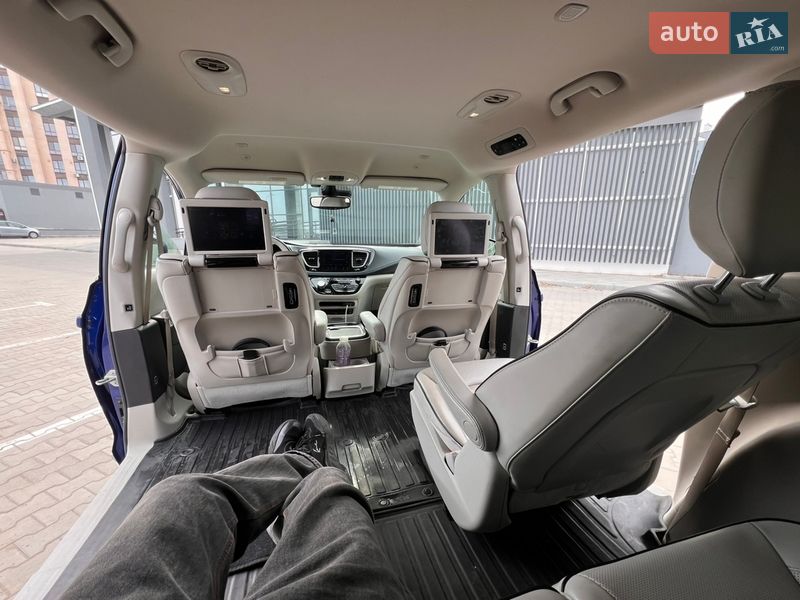Минивэн Chrysler Pacifica 2020 в Черкассах