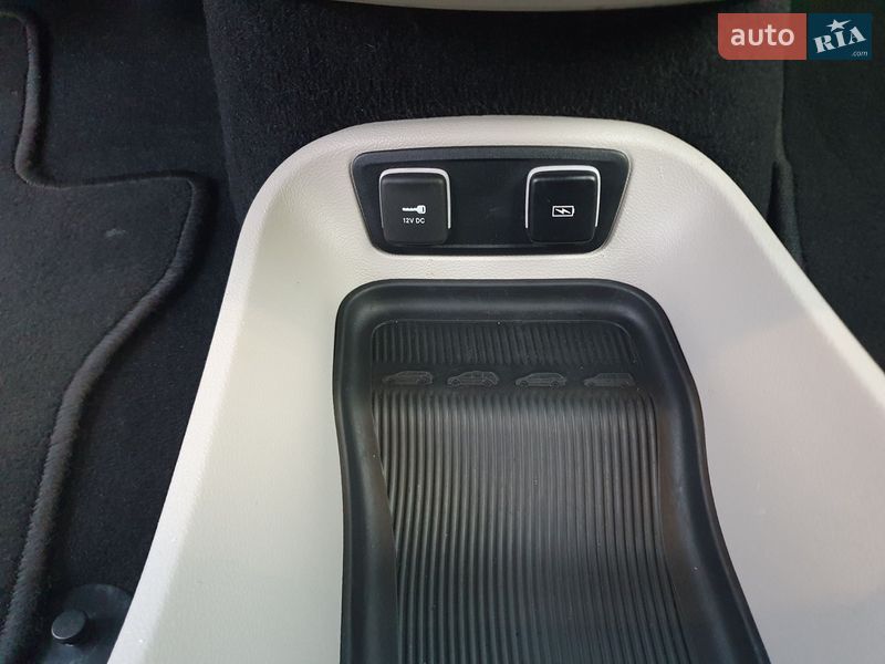 Минивэн Chrysler Pacifica 2020 в Киеве