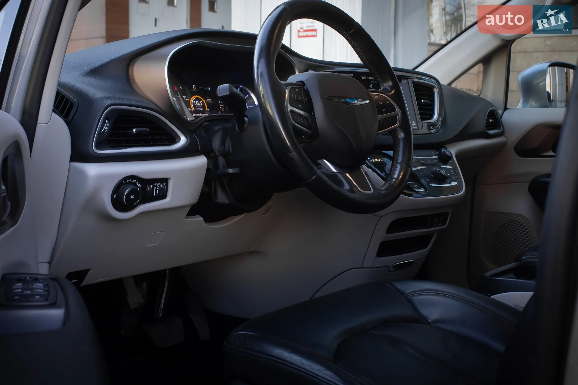 2019 Chrysler Pacifica - мініатюра 8
