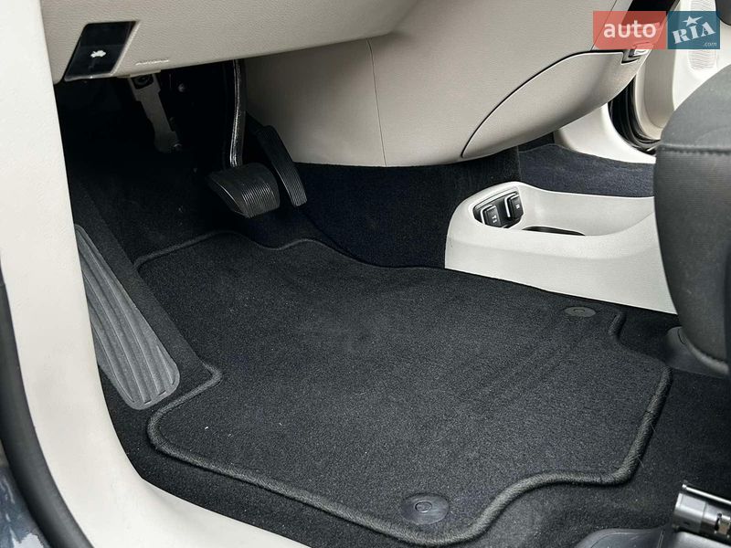 Мінівен Chrysler Pacifica 2019 в Одесі