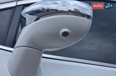 Минивэн Chrysler Pacifica 2017 в Хмельницком