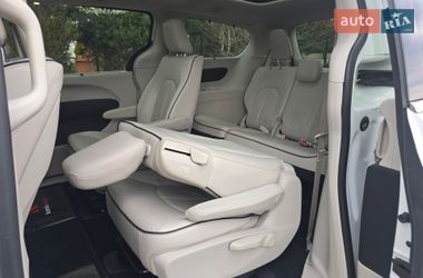 Минивэн Chrysler Pacifica 2017 в Хмельницком