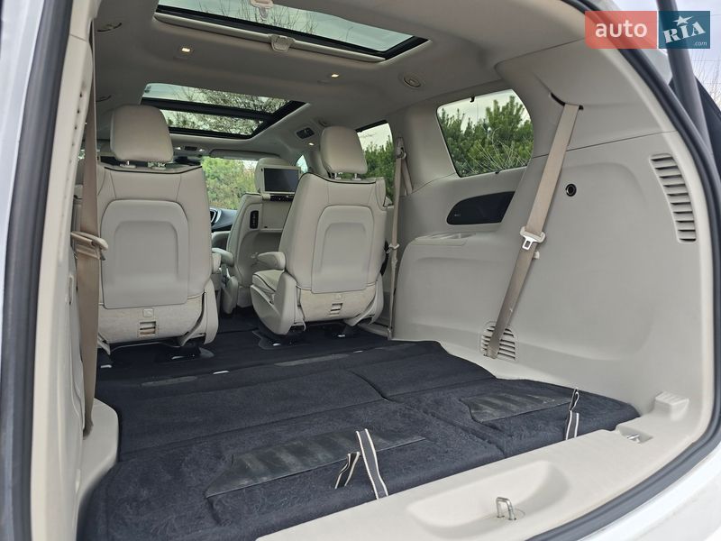 Минивэн Chrysler Pacifica 2017 в Хмельницком