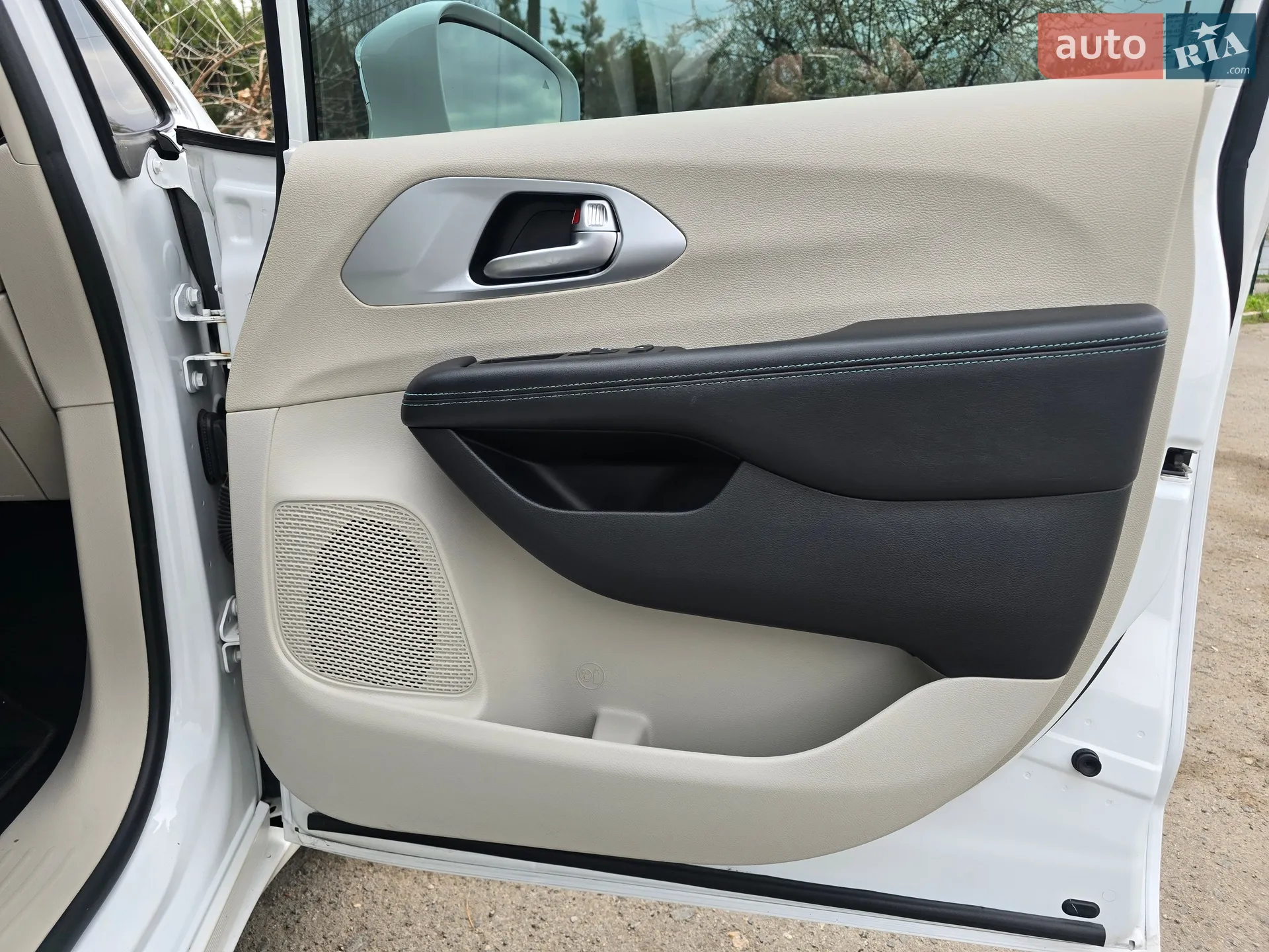 2017 Chrysler Pacifica - мініатюра 67