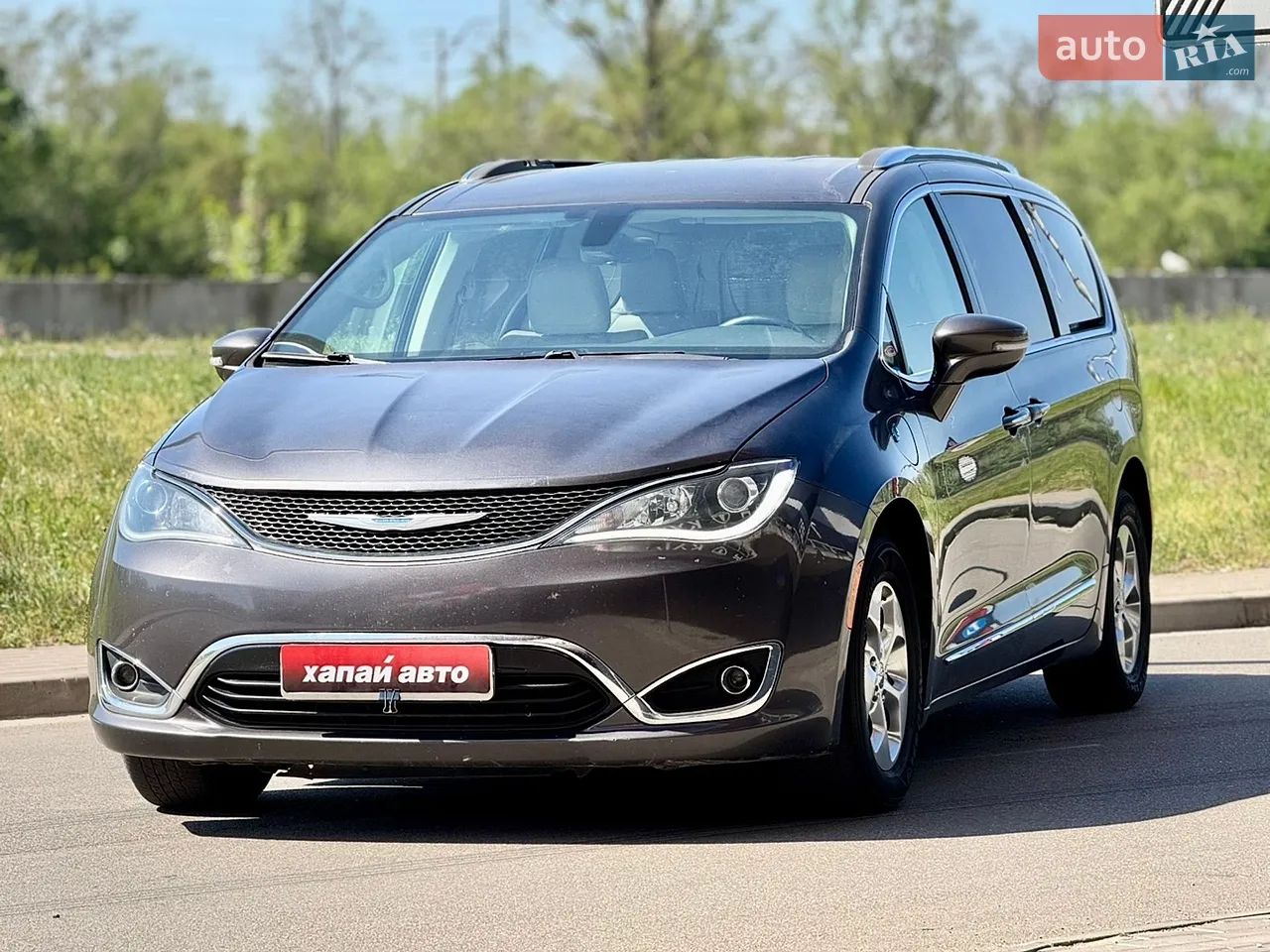 2017 Chrysler Pacifica - мініатюра 33