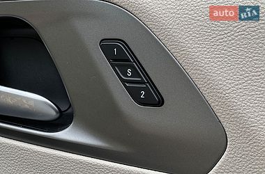 Мінівен Chrysler Pacifica 2022 в Львові