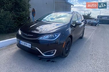 Минивэн Chrysler Pacifica 2018 в Ужгороде фото 24 Минивэн Chrysler Pacifica 2018 в Ужгороде
