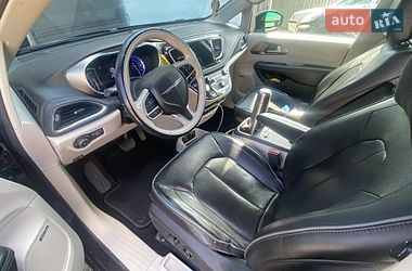 Минивэн Chrysler Pacifica 2018 в Ужгороде фото 25 Минивэн Chrysler Pacifica 2018 в Ужгороде