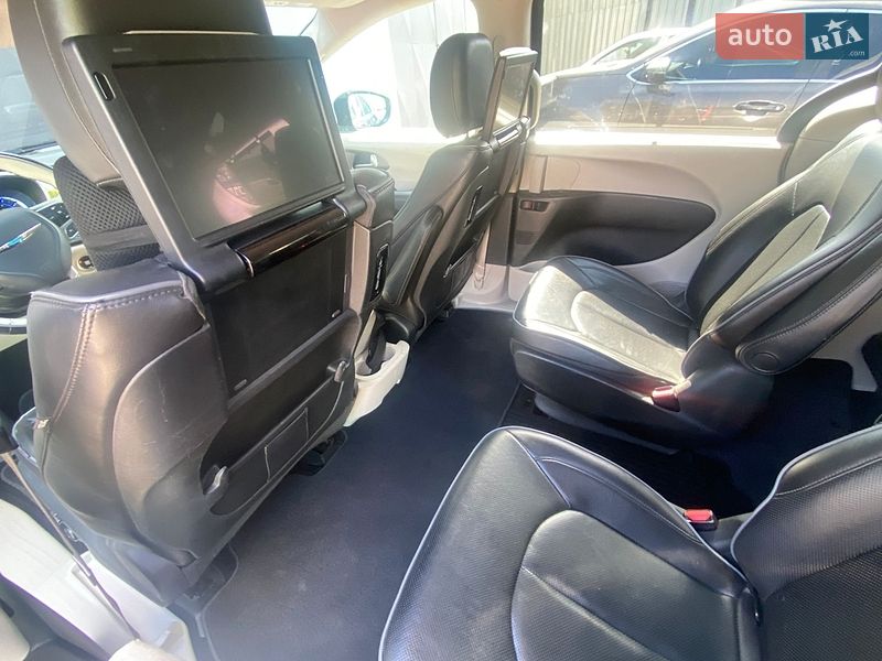 Минивэн Chrysler Pacifica 2018 в Ужгороде фото 26 Минивэн Chrysler Pacifica 2018 в Ужгороде