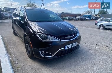 Минивэн Chrysler Pacifica 2018 в Ужгороде фото 32 Минивэн Chrysler Pacifica 2018 в Ужгороде