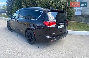 Минивэн Chrysler Pacifica 2018 в Ужгороде фото 39 Минивэн Chrysler Pacifica 2018 в Ужгороде