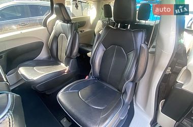 Минивэн Chrysler Pacifica 2018 в Ужгороде фото 41 Минивэн Chrysler Pacifica 2018 в Ужгороде