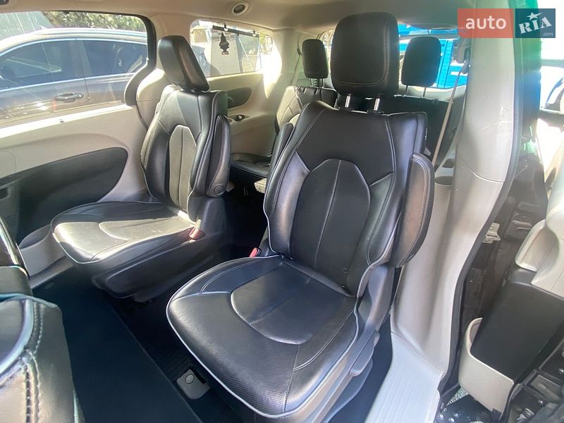 Минивэн Chrysler Pacifica 2018 в Ужгороде фото 41 Минивэн Chrysler Pacifica 2018 в Ужгороде