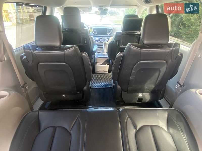 Минивэн Chrysler Pacifica 2018 в Ужгороде фото 44 Минивэн Chrysler Pacifica 2018 в Ужгороде