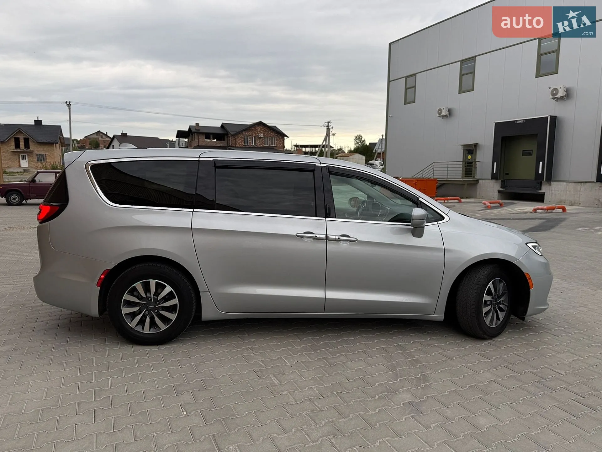 2022 Chrysler Pacifica - мініатюра 8