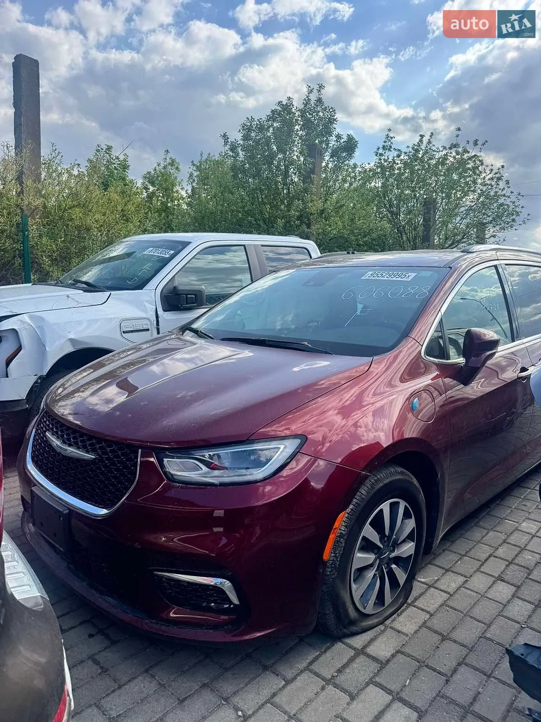 2021 Chrysler Pacifica - мініатюра 21