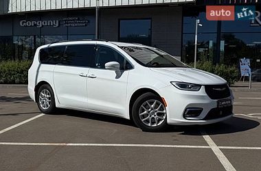 Мінівен Chrysler Pacifica 2021 в Києві