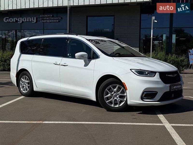 Chrysler Pacifica 2021