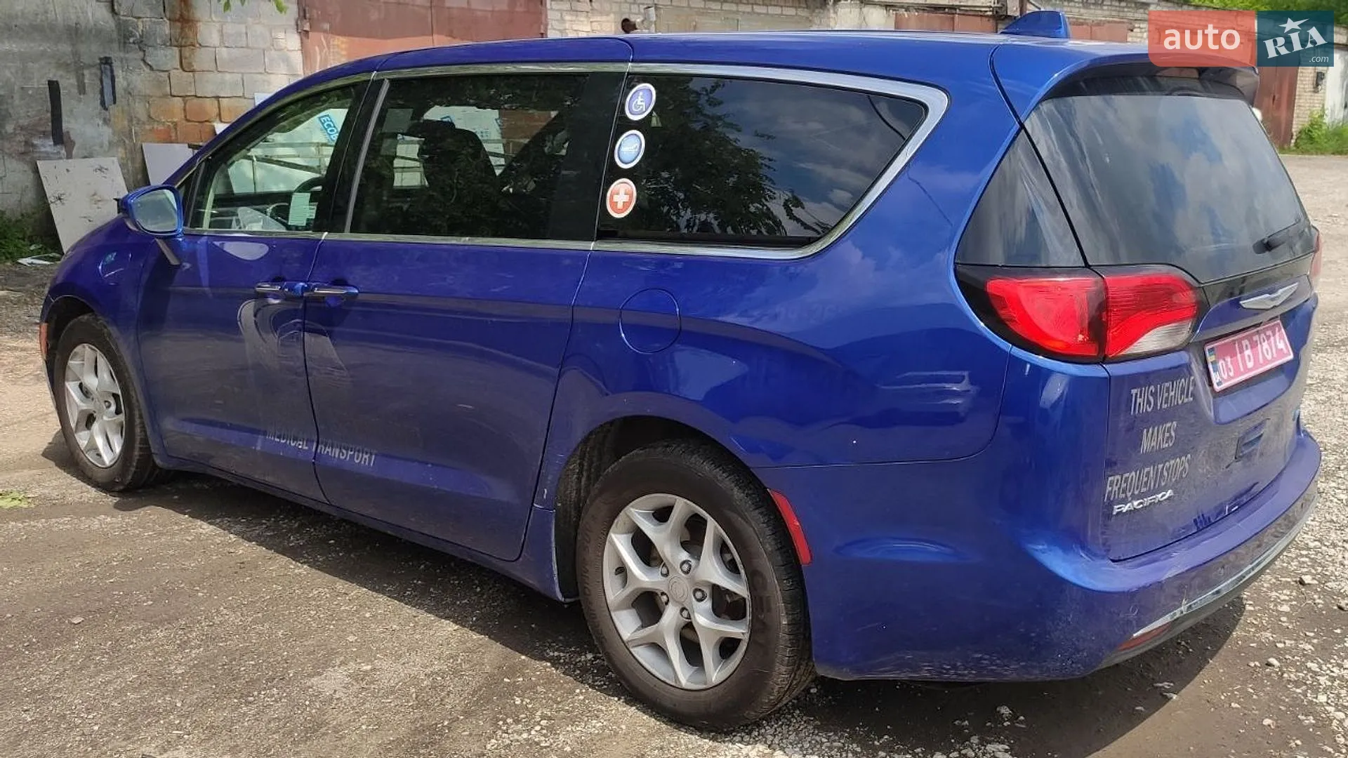 2018 Chrysler Pacifica - мініатюра 3