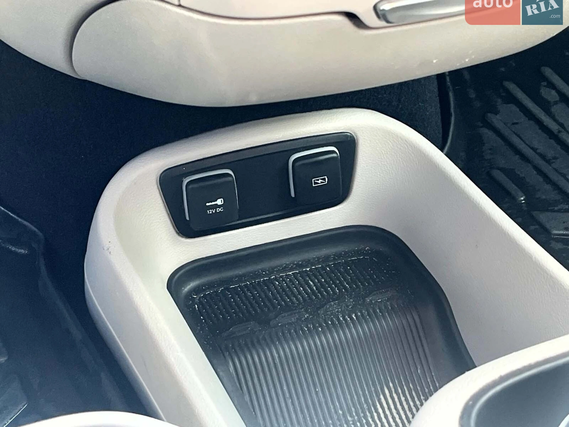 2021 Chrysler Pacifica - мініатюра 24