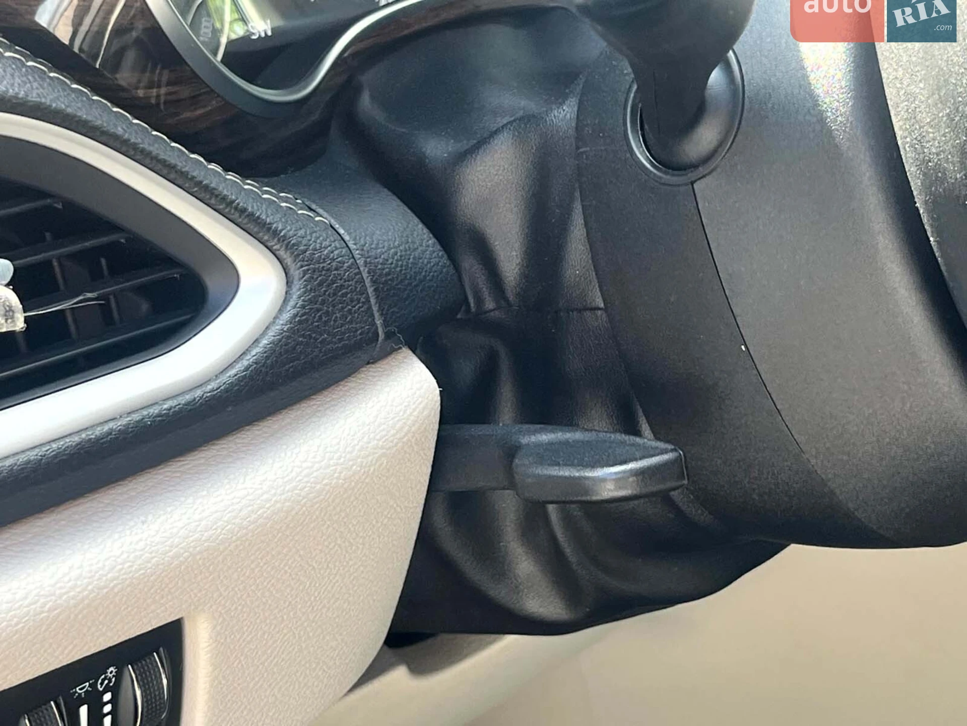 2021 Chrysler Pacifica - мініатюра 26