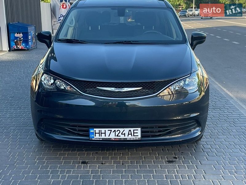 Минивэн Chrysler Pacifica 2019 в Одессе Минивэн Chrysler Pacifica 2019 в Одессе