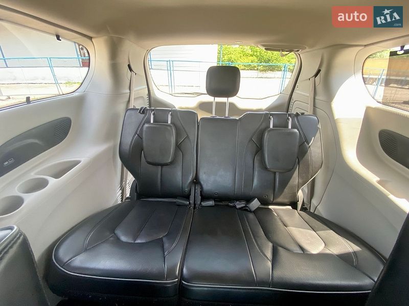 Минивэн Chrysler Pacifica 2018 в Ужгороде фото 5 Минивэн Chrysler Pacifica 2018 в Ужгороде