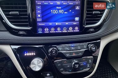 Минивэн Chrysler Pacifica 2018 в Ужгороде фото 12 Минивэн Chrysler Pacifica 2018 в Ужгороде