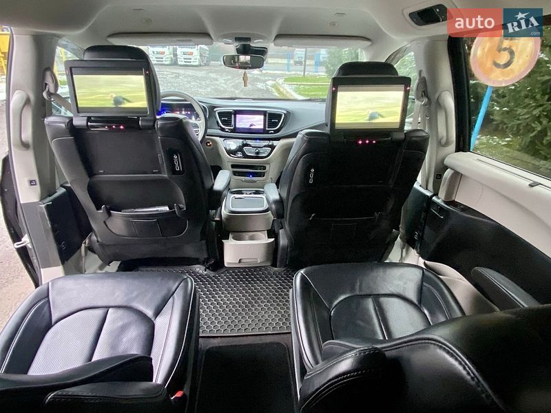 Минивэн Chrysler Pacifica 2018 в Ужгороде фото 17 Минивэн Chrysler Pacifica 2018 в Ужгороде