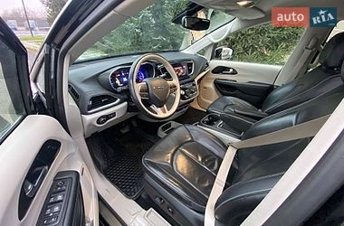 Минивэн Chrysler Pacifica 2018 в Ужгороде фото 21 Минивэн Chrysler Pacifica 2018 в Ужгороде