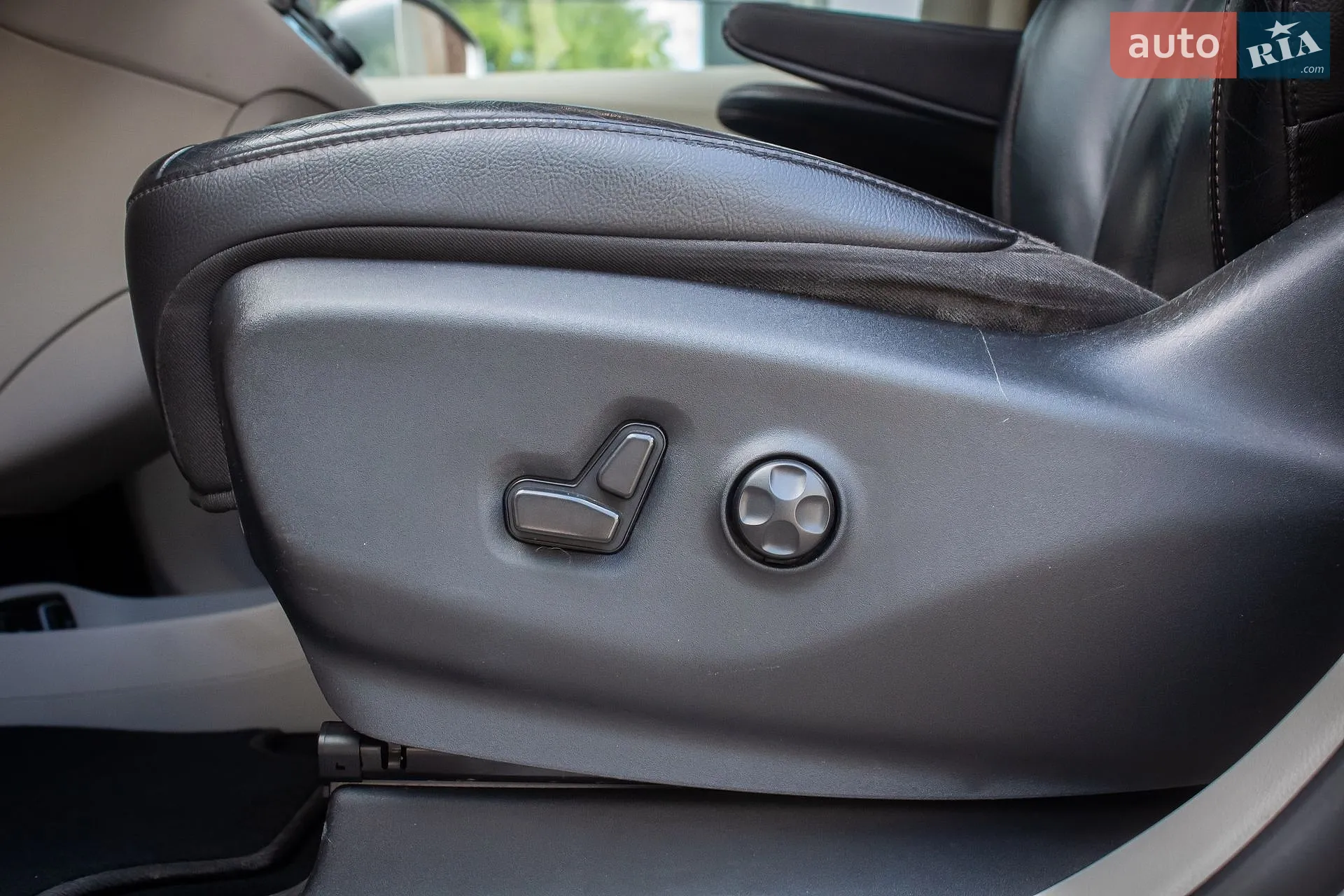 2019 Chrysler Pacifica - мініатюра 48