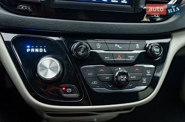 Мінівен Chrysler Pacifica 2018 в Києві
