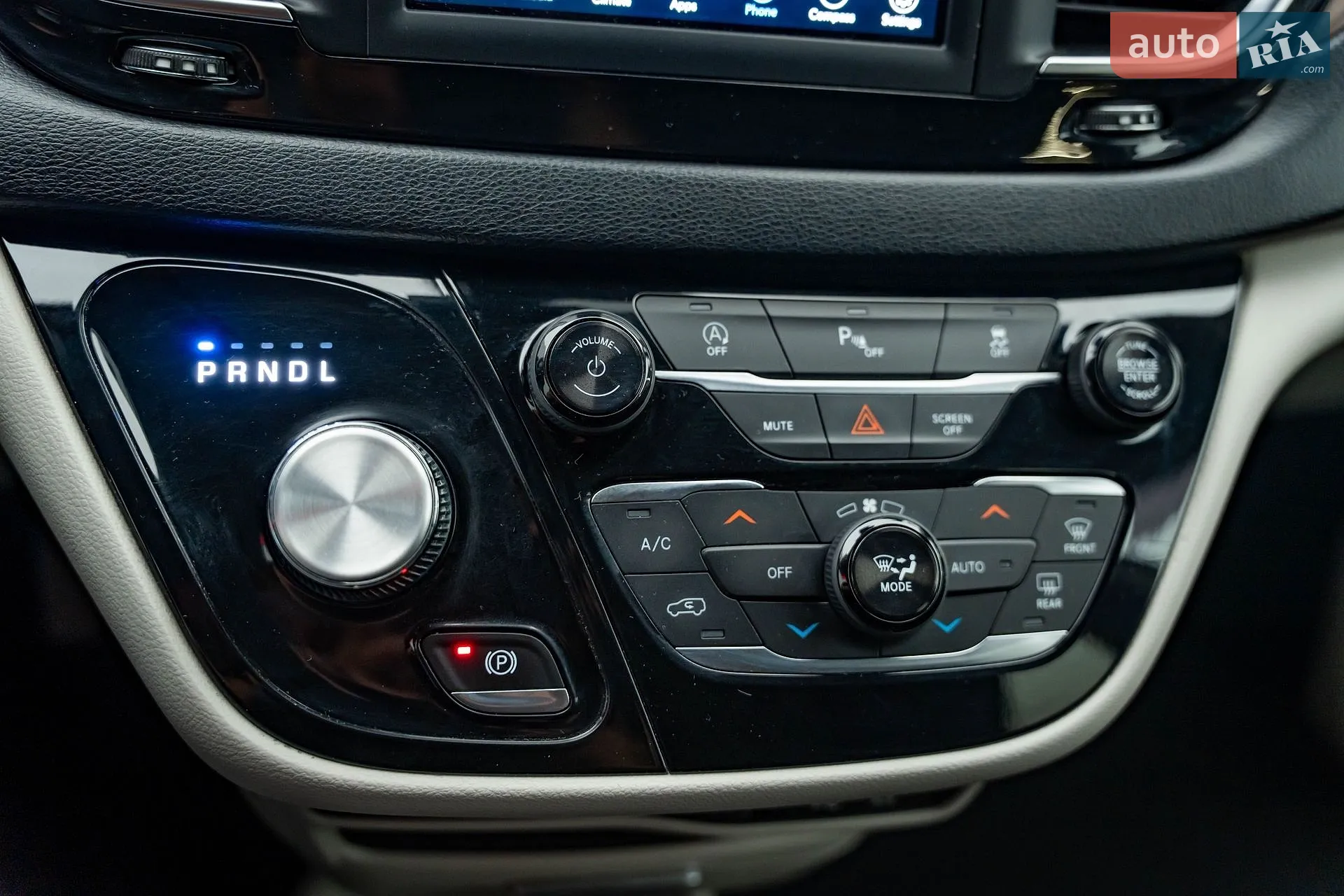2018 Chrysler Pacifica - мініатюра 20