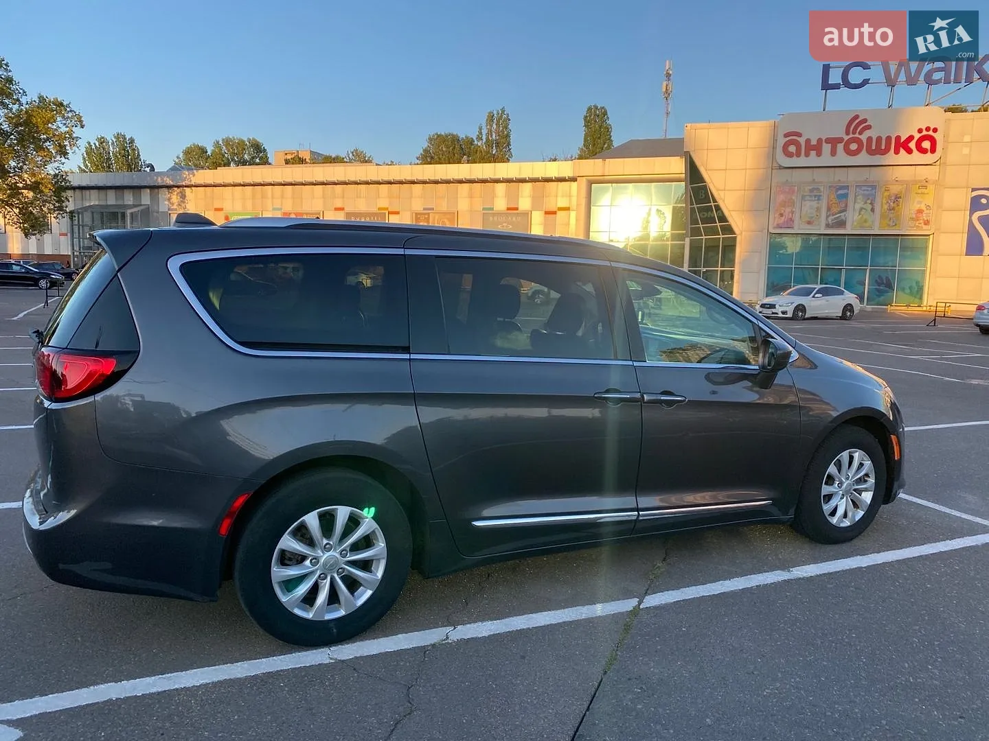 2019 Chrysler Pacifica - мініатюра 4