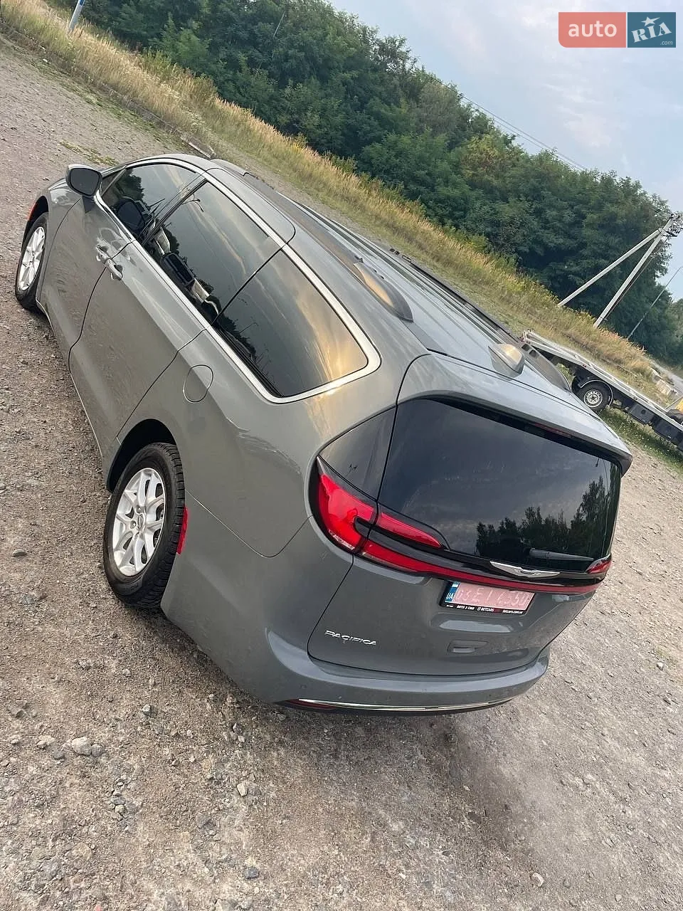 2022 Chrysler Pacifica - мініатюра 3