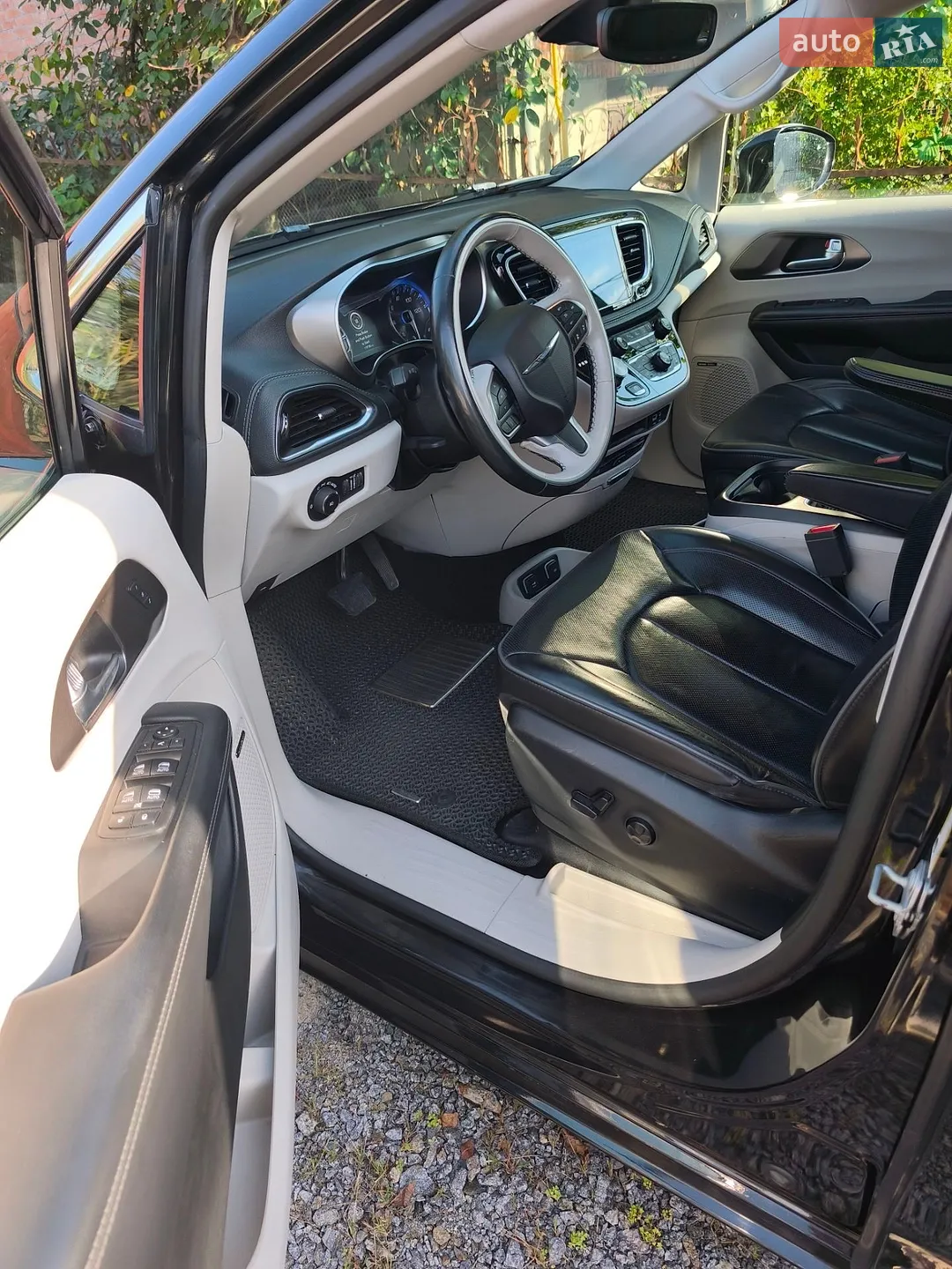 2019 Chrysler Pacifica - мініатюра 8