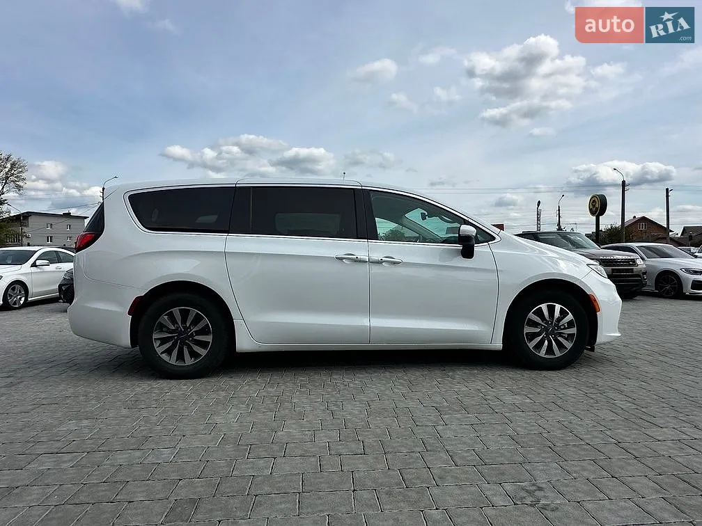 2023 Chrysler Pacifica - мініатюра 8