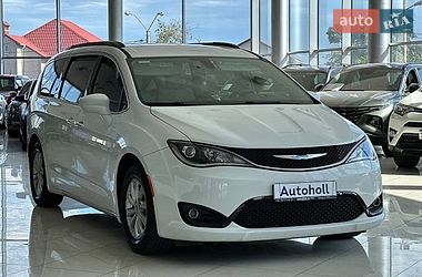 Мінівен Chrysler Pacifica 2017 в Одесі фото 3 Мінівен Chrysler Pacifica 2017 в Одесі