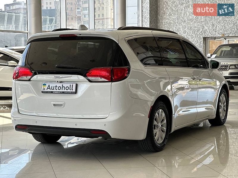 Мінівен Chrysler Pacifica 2017 в Одесі фото 6 Мінівен Chrysler Pacifica 2017 в Одесі